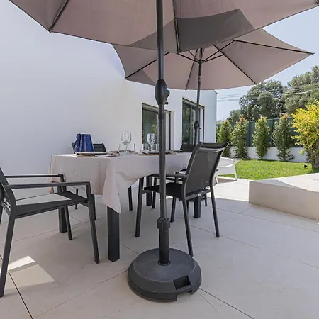 Casa Nova Da Azóia * Sesimbra