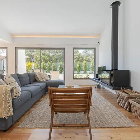 Casa Nova Da Azóia Nyaraló *