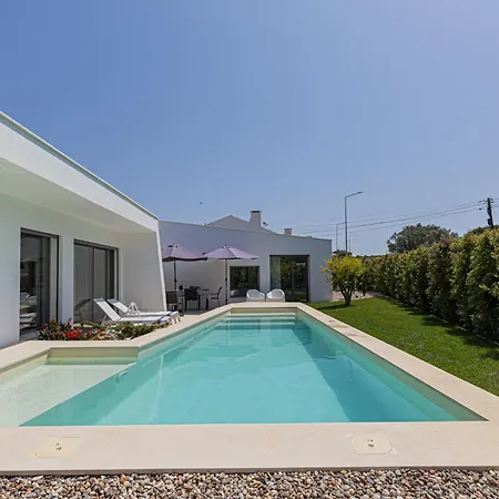 Casa Nova Da Azóia