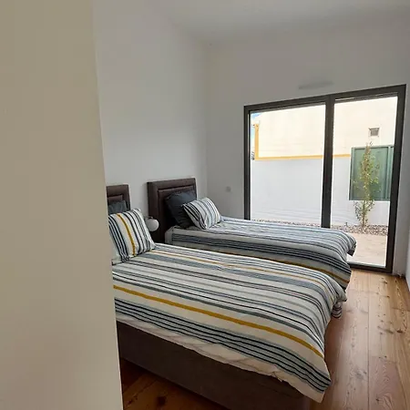 別荘 Casa Nova Da Azoia セシンブラ
