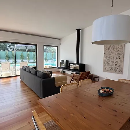 Casa Nova Da Azoia *