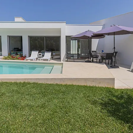 Casa Nova Da Azoia 別荘 セシンブラ