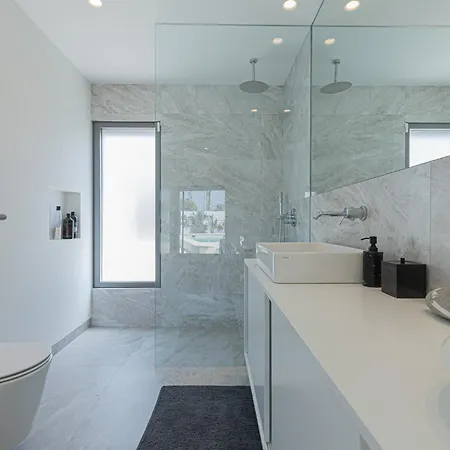 Casa Nova Da Azoia سيسيمبرا