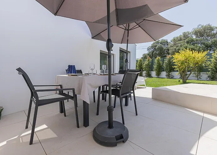 Casa Nova Da Azoia * Sesimbra